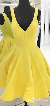 Charming Yellow Plunging A-line Short Homecoming Dresses with Pleats, HD267