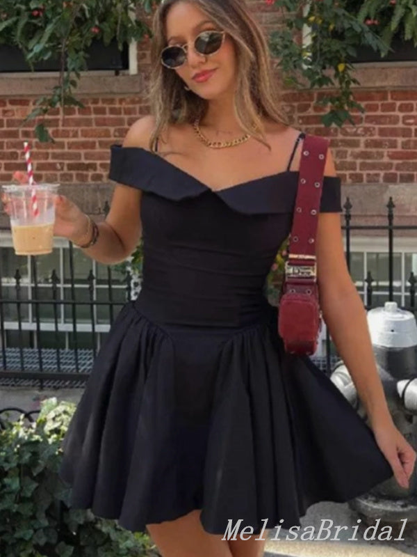 Sexy Off-the-shoulder Sweetheart Black A-line Short Homecoming Dresses with Pleats, HD253